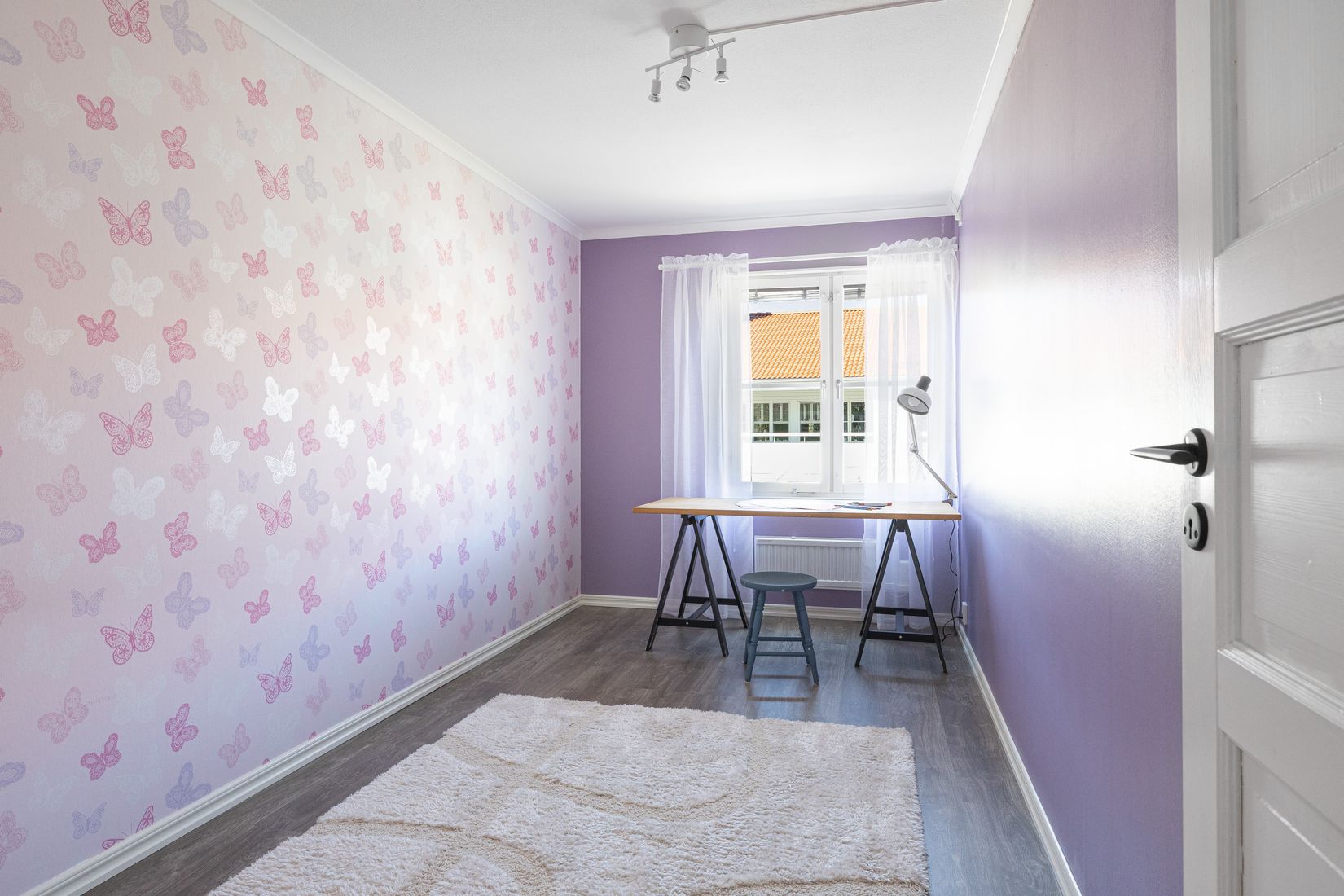 Radhus, Lövmovägen 67, Upplands Väsby