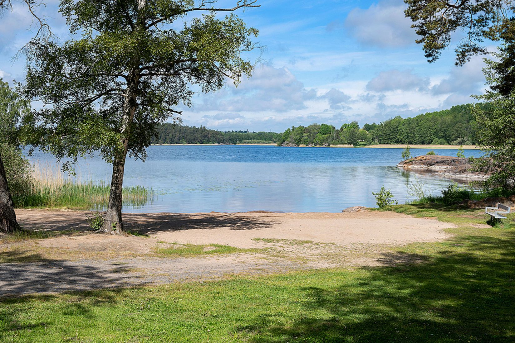 Tomt, Dominovägen 5, Stortorp, Huddinge