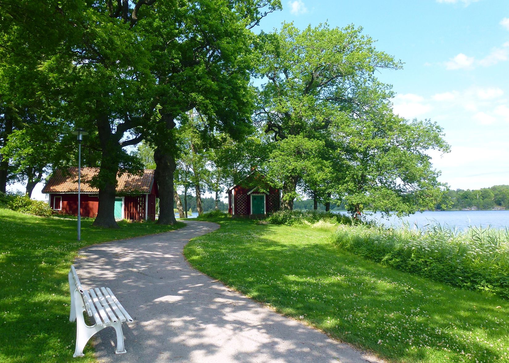 Tomt, Dominovägen 5, Stortorp, Huddinge