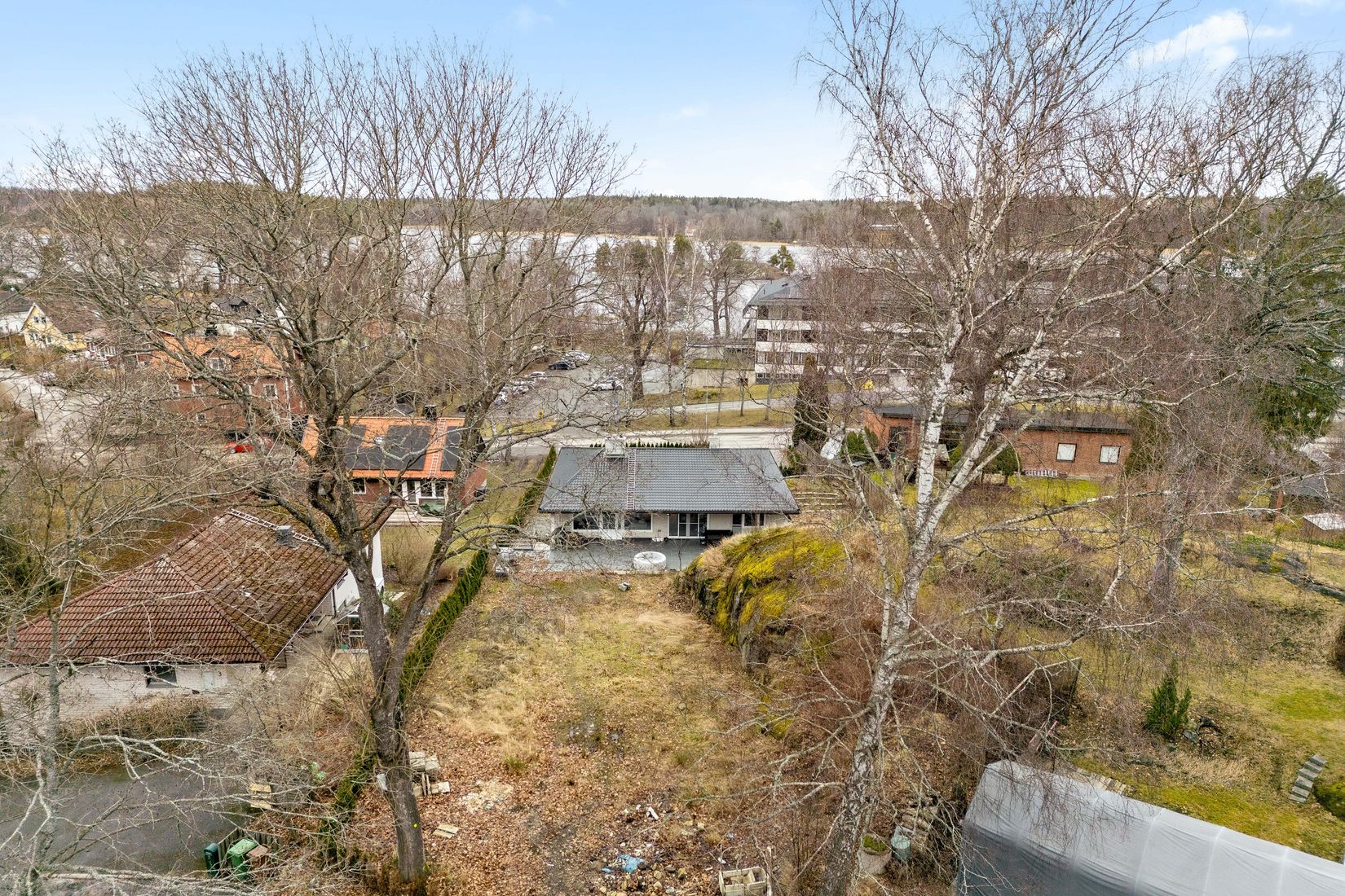 Tomt, Dominovägen 5, Stortorp, Huddinge