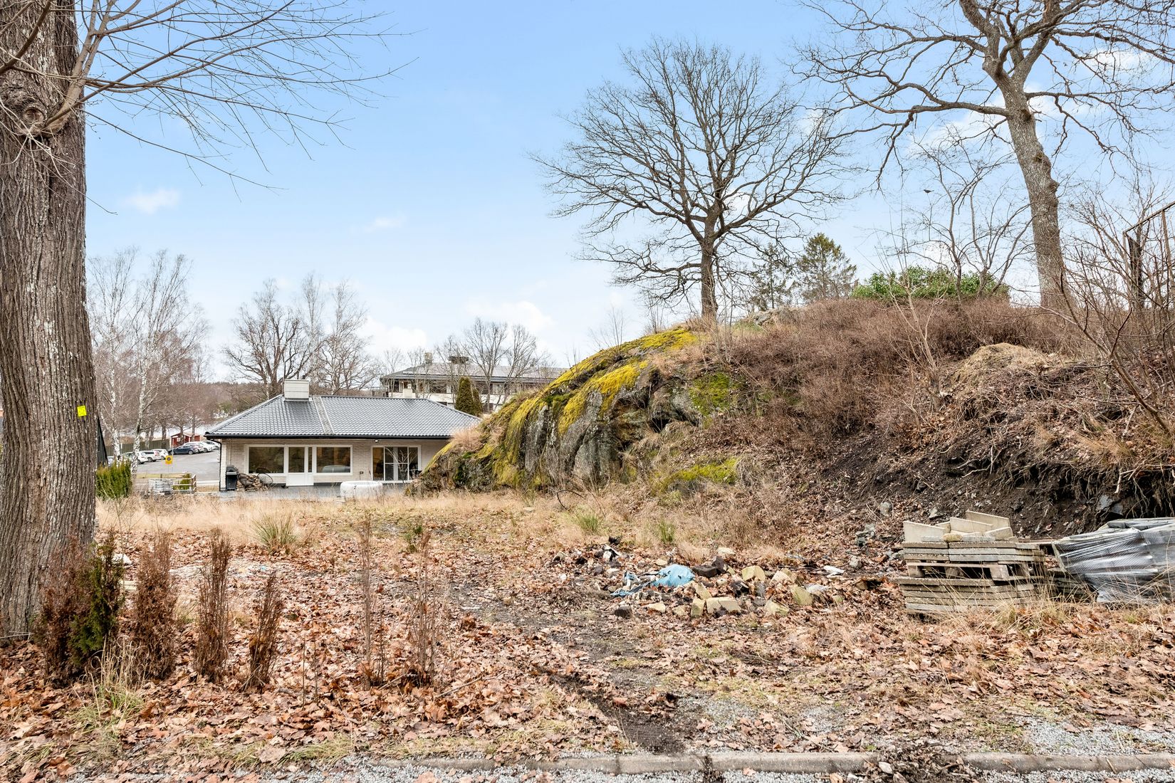 Tomt, Dominovägen 5, Stortorp, Huddinge