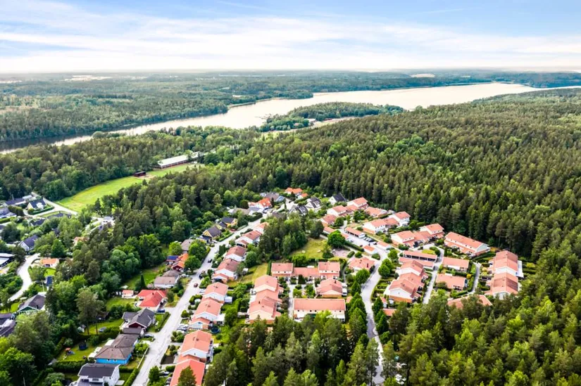 Villa, Radhus, Biskop Brasks gränd 18, Stäket, Järfälla