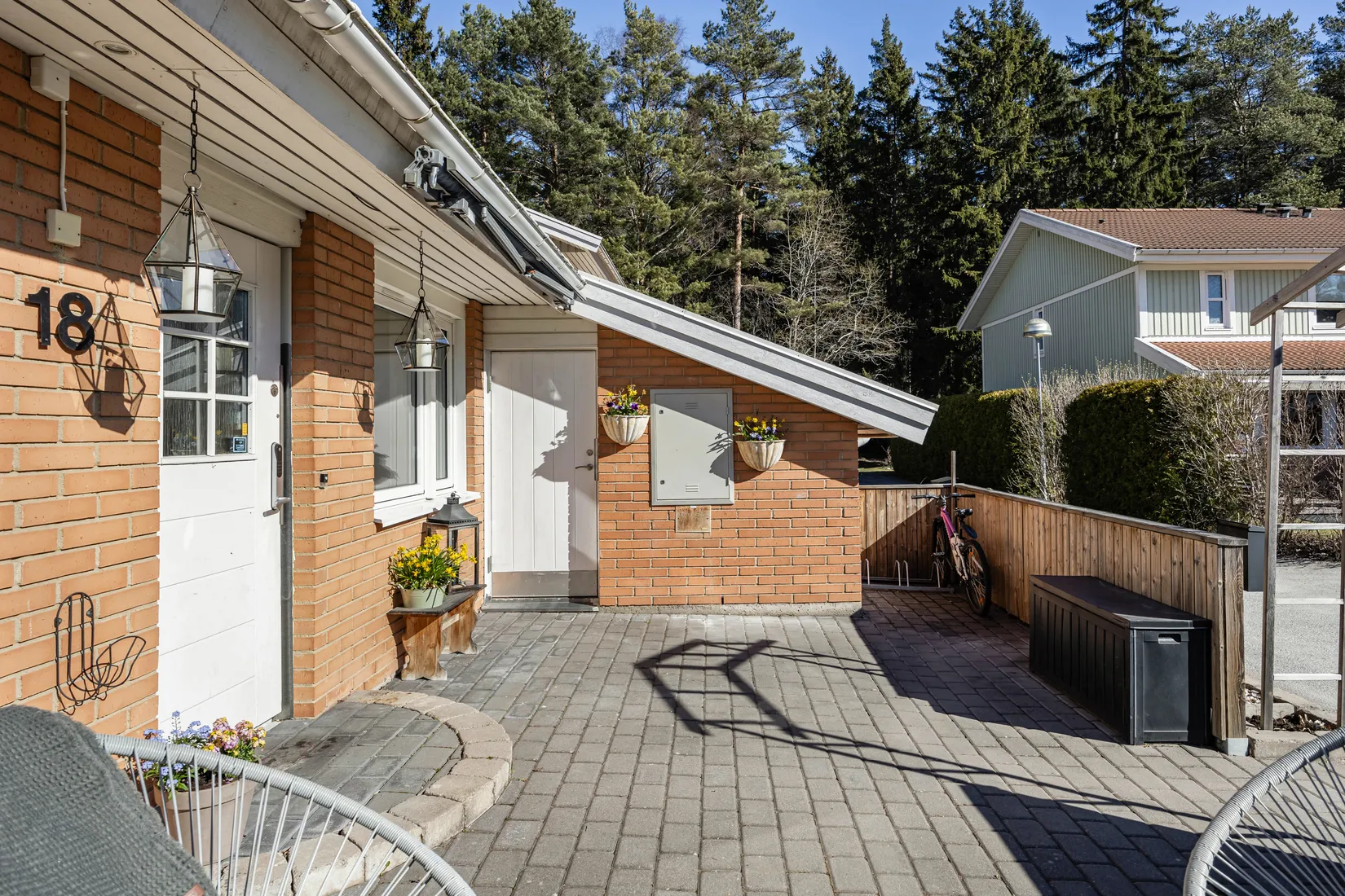 Villa, Radhus, Biskop Brasks gränd 18, Stäket, Järfälla