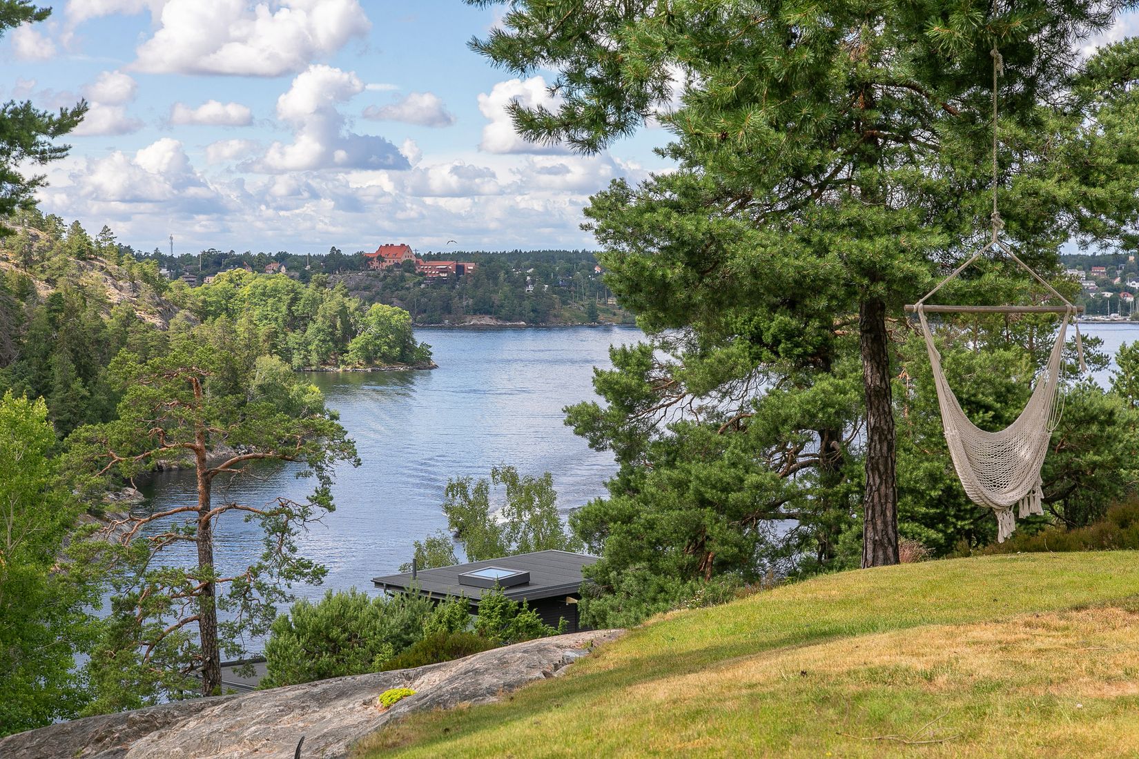 Villa, Fylgiavägen 8, Lilla Björknäs, Nacka