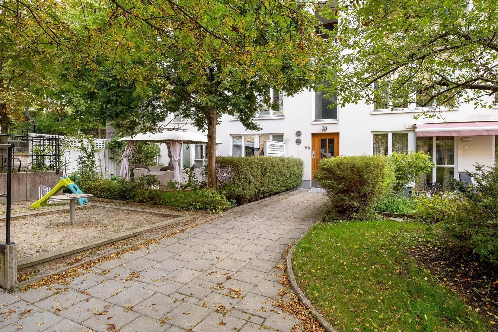 Bostadsrätt, Skolgatan 5 A, högst upp, Centrala Sundbyberg, Sundbyberg