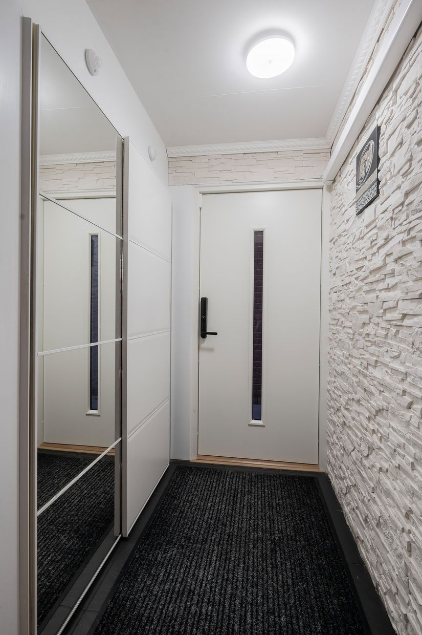 Radhus, Fältvägen 30, Botkyrka