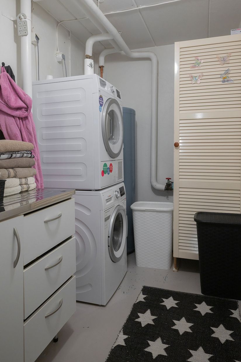 Radhus, Fältvägen 30, Botkyrka