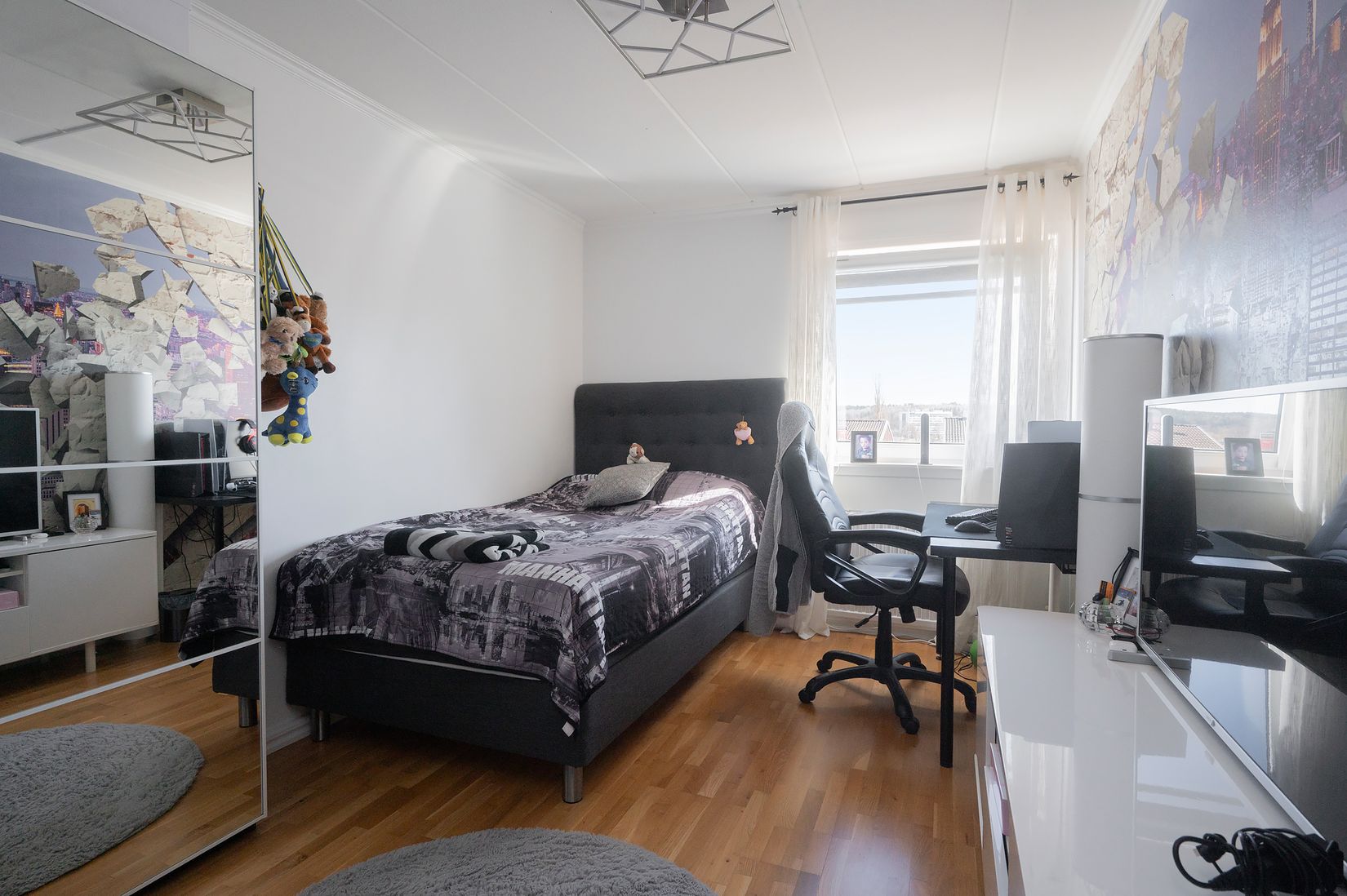 Radhus, Fältvägen 30, Botkyrka