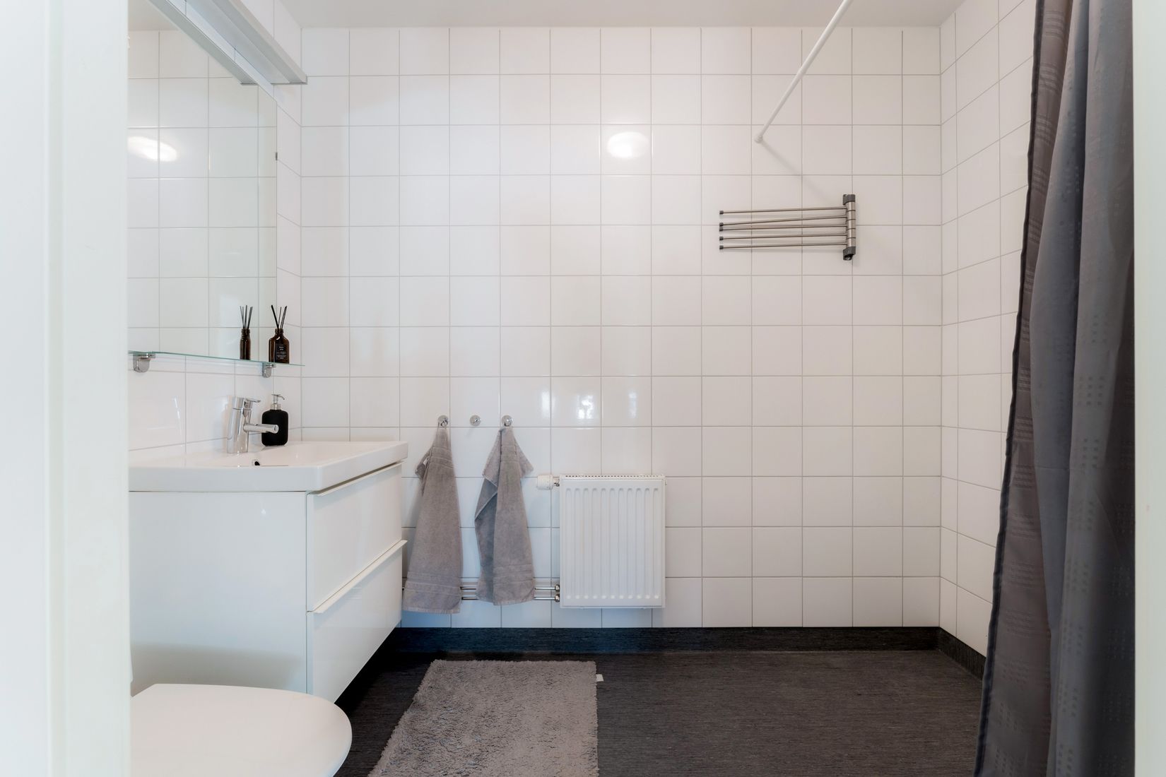 Radhus, Rosenhillsvägen 46, Nyköping