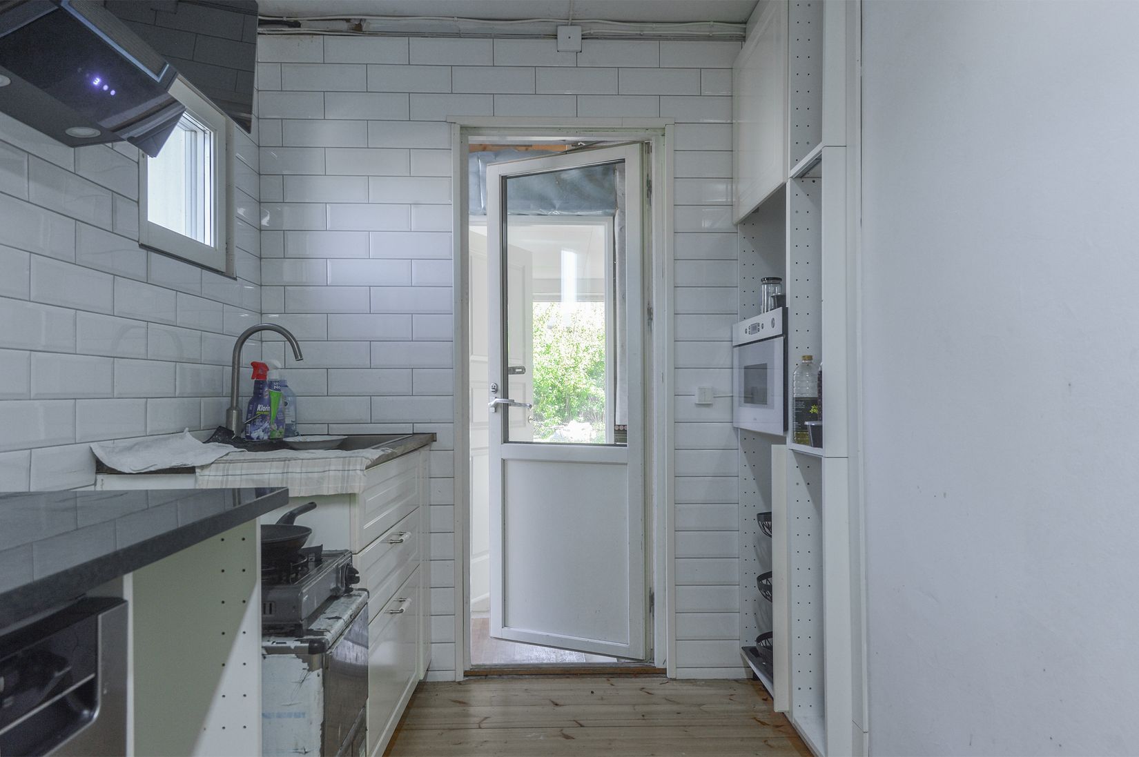 Tomt, Vårbackavägen 14 - 16, Vårby, Huddinge