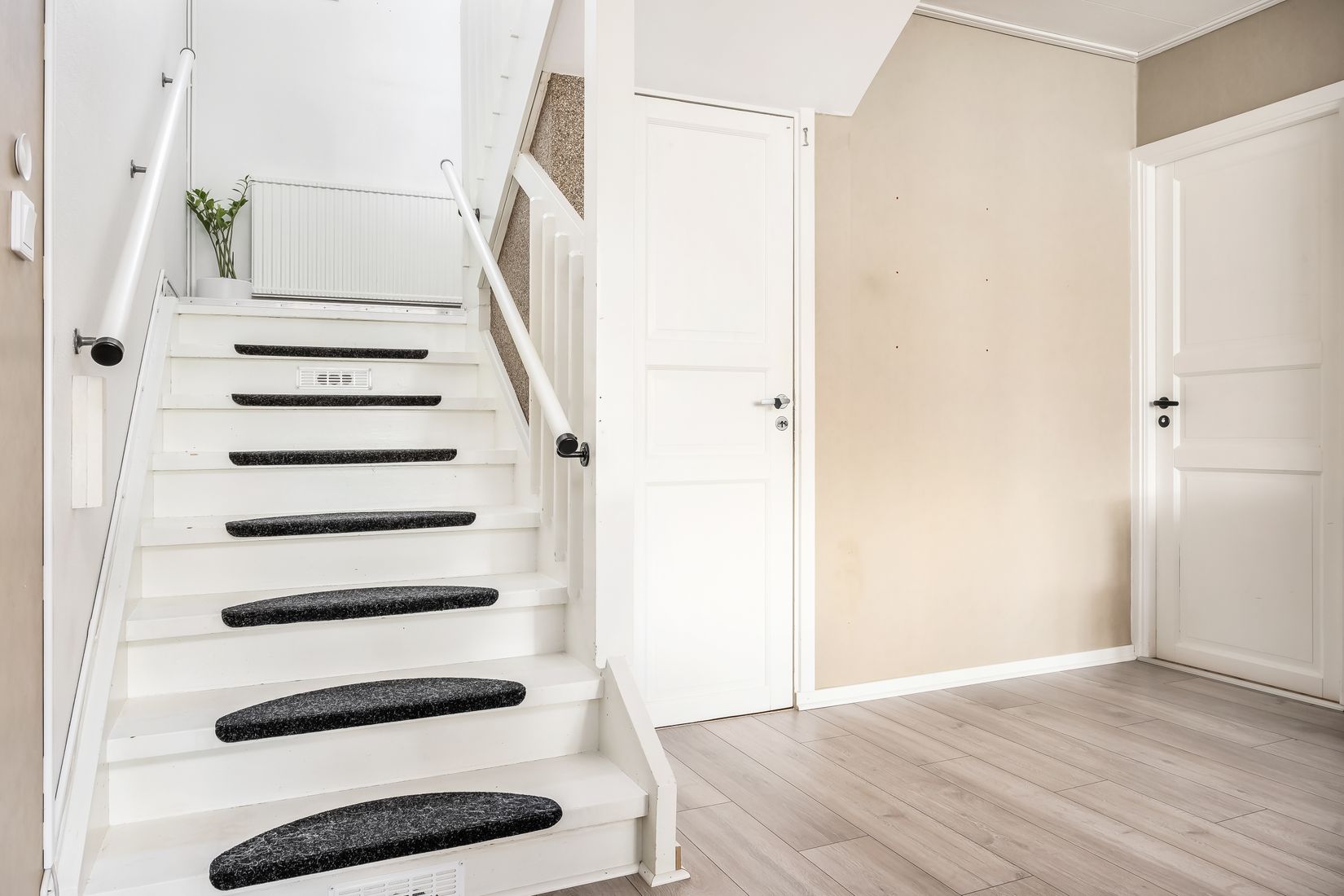 Radhus, Husarvägen 9, Viggestorp, Finspång