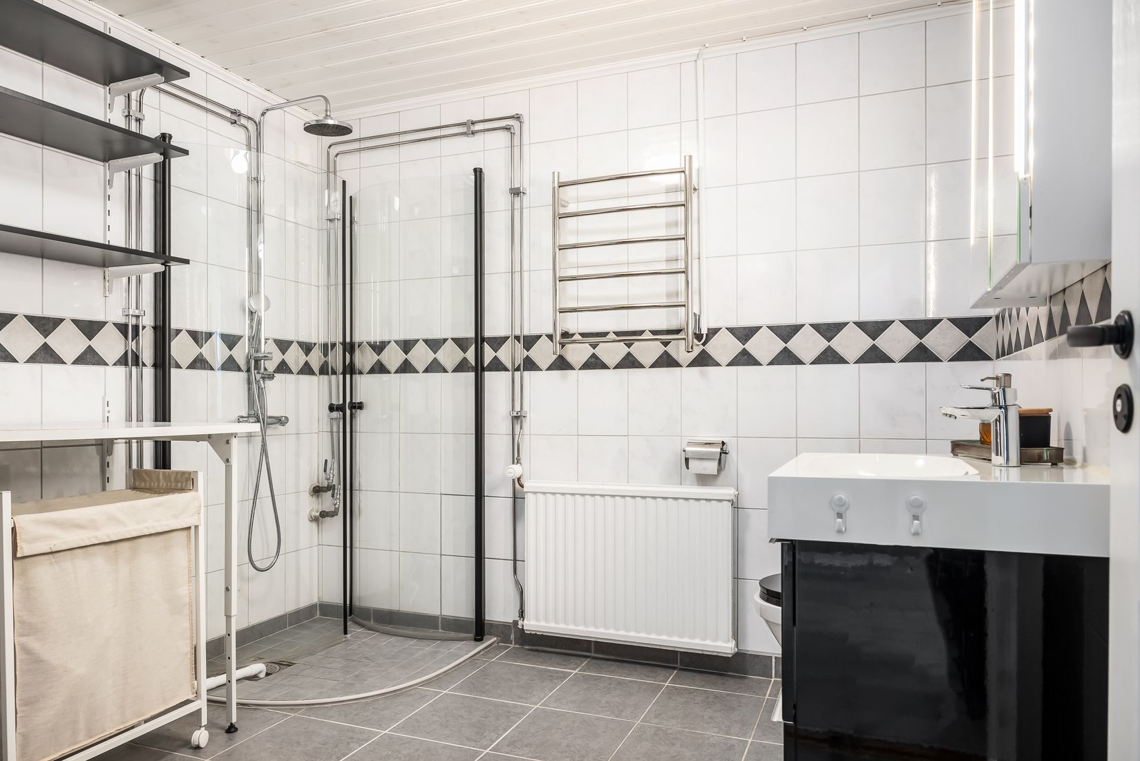 Radhus, Husarvägen 9, Viggestorp, Finspång