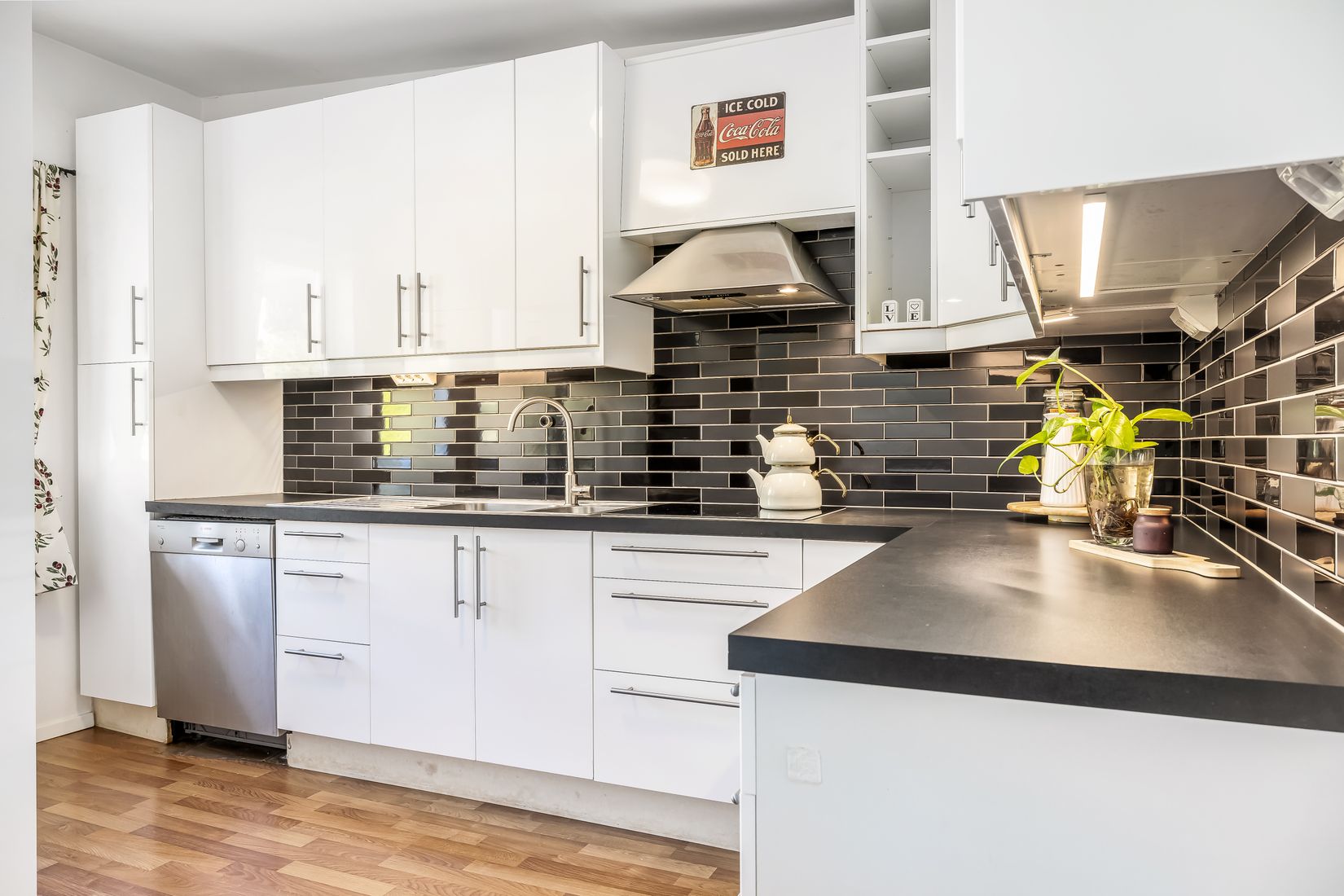 Radhus, Husarvägen 9, Viggestorp, Finspång