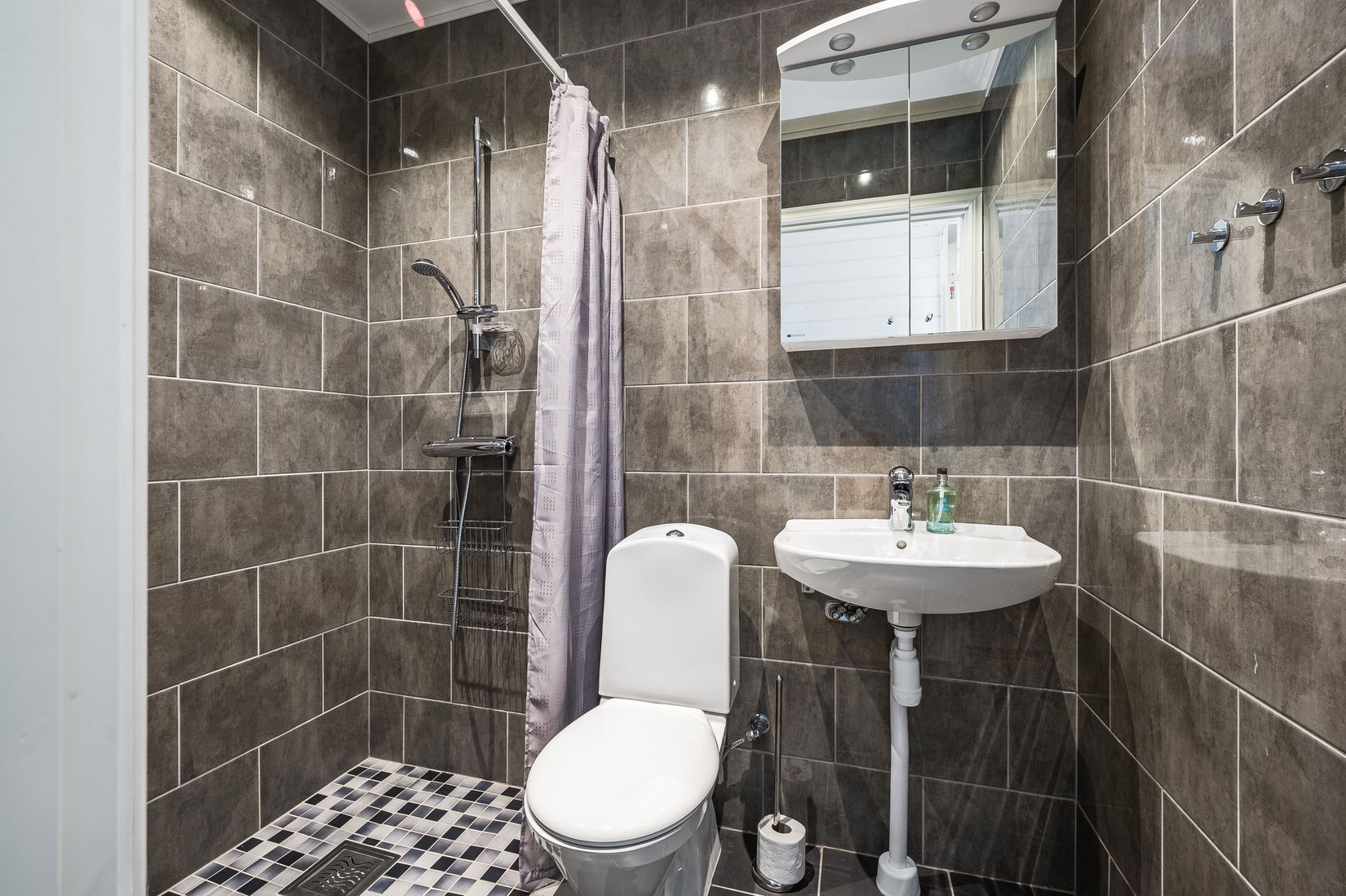 Fritidshus, Rigelvägen 8A-B, Storhogna Solsidan, Berg