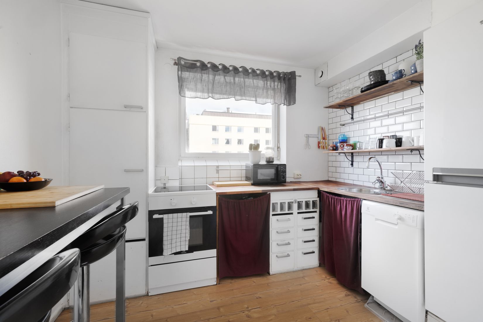 Bostadsrätt, Gröndalsvägen 1, Tumba Torg, Botkyrka