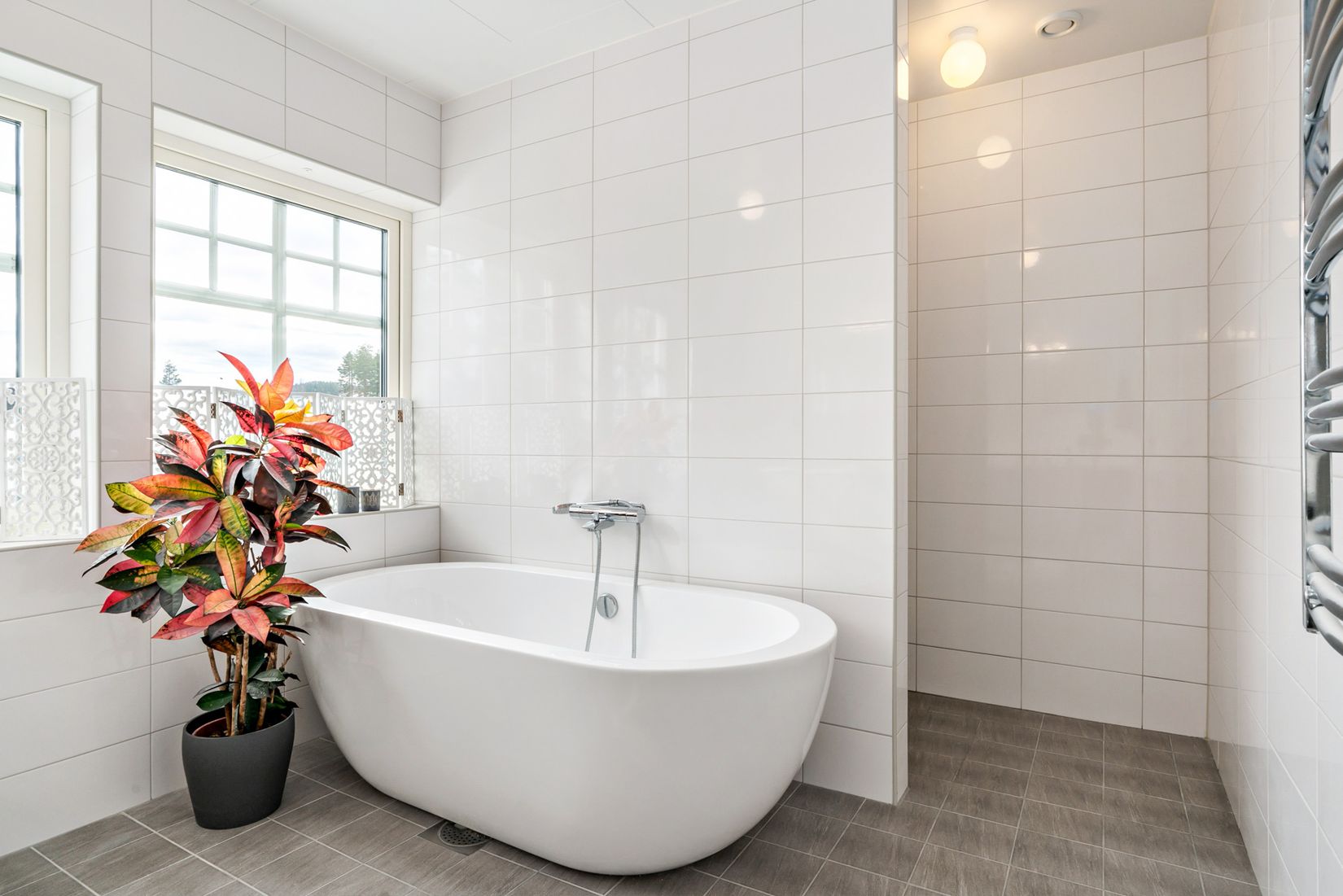 Villa, Britta Hazelius väg 45, Lilla Källviken, Falun