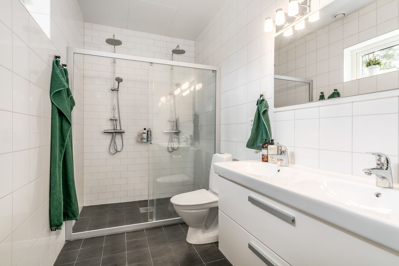 Villa, Britta Hazelius väg 45, Lilla Källviken, Falun