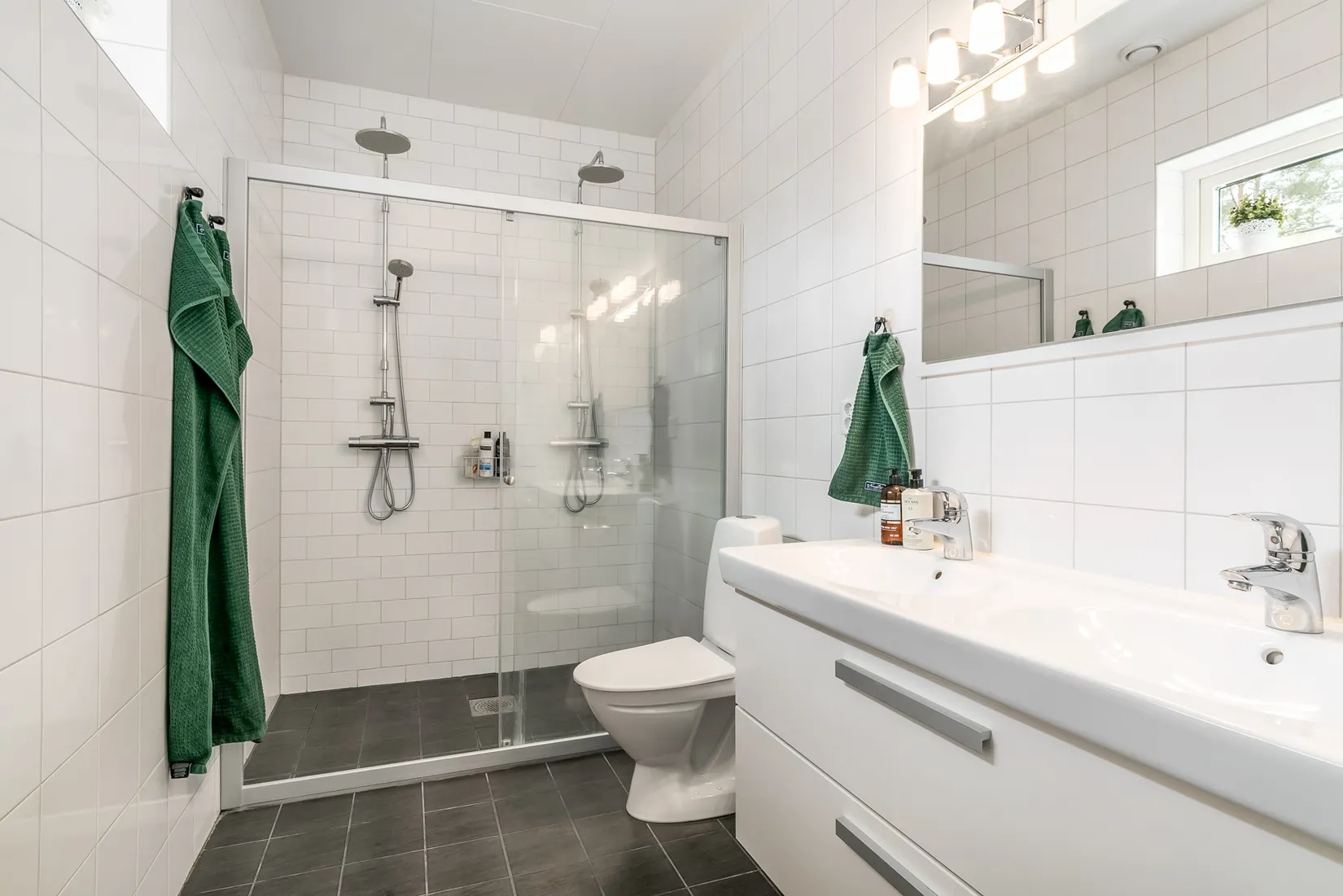 Villa, Britta Hazelius väg 45, Lilla Källviken, Falun