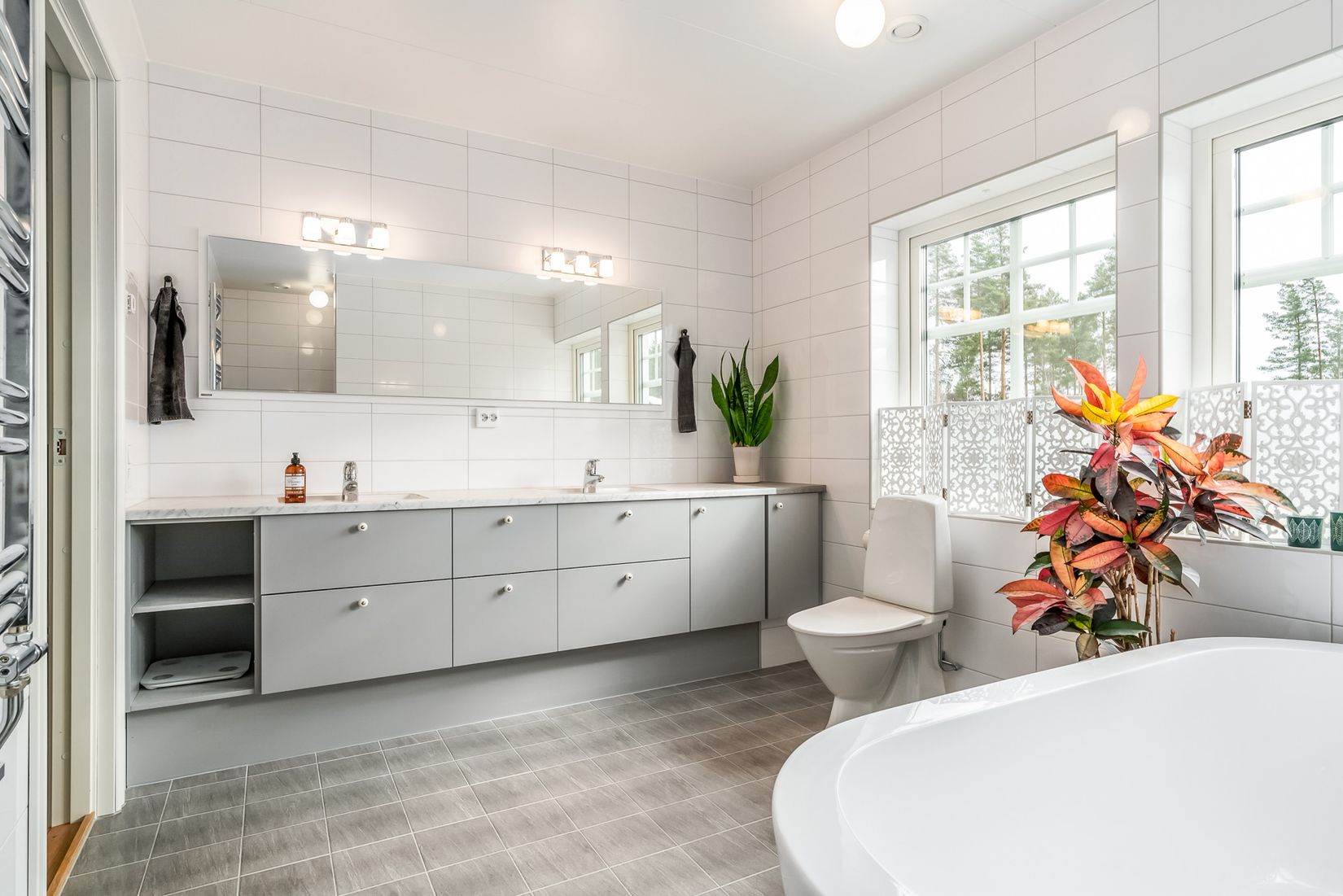 Villa, Britta Hazelius väg 45, Lilla Källviken, Falun