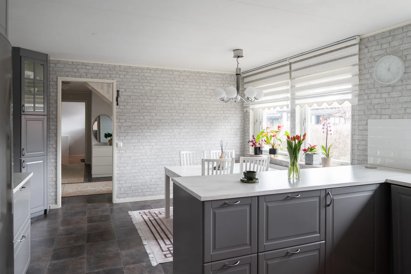 Villa, Kvartsgatan 1, Duvhällarna , Hallstahammar