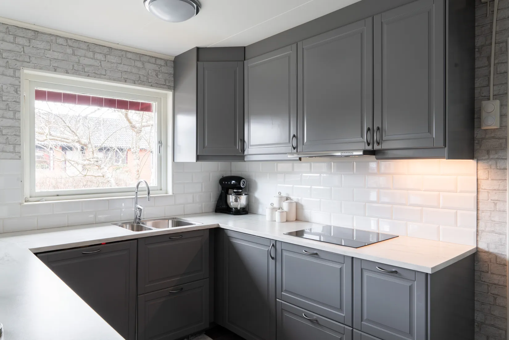 Villa, Kvartsgatan 1, Duvhällarna , Hallstahammar