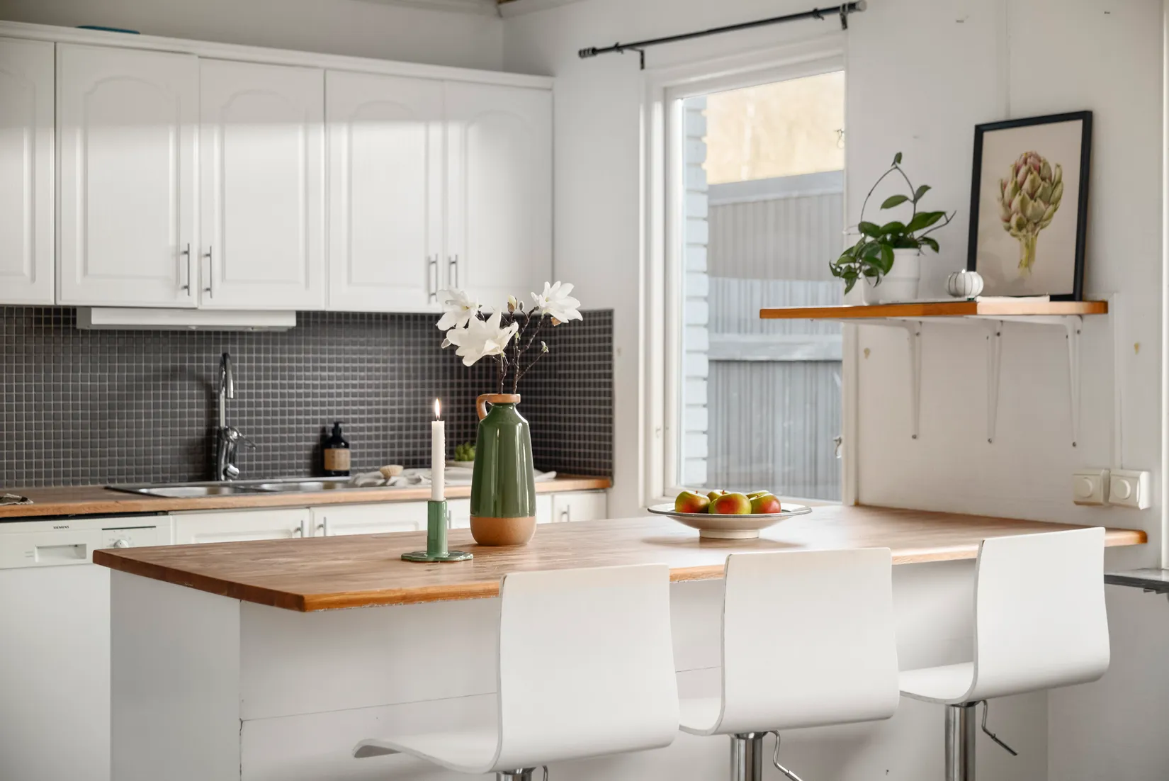 Radhus, Toppklockegränd 26, Hässelby Villastad, Stockholm