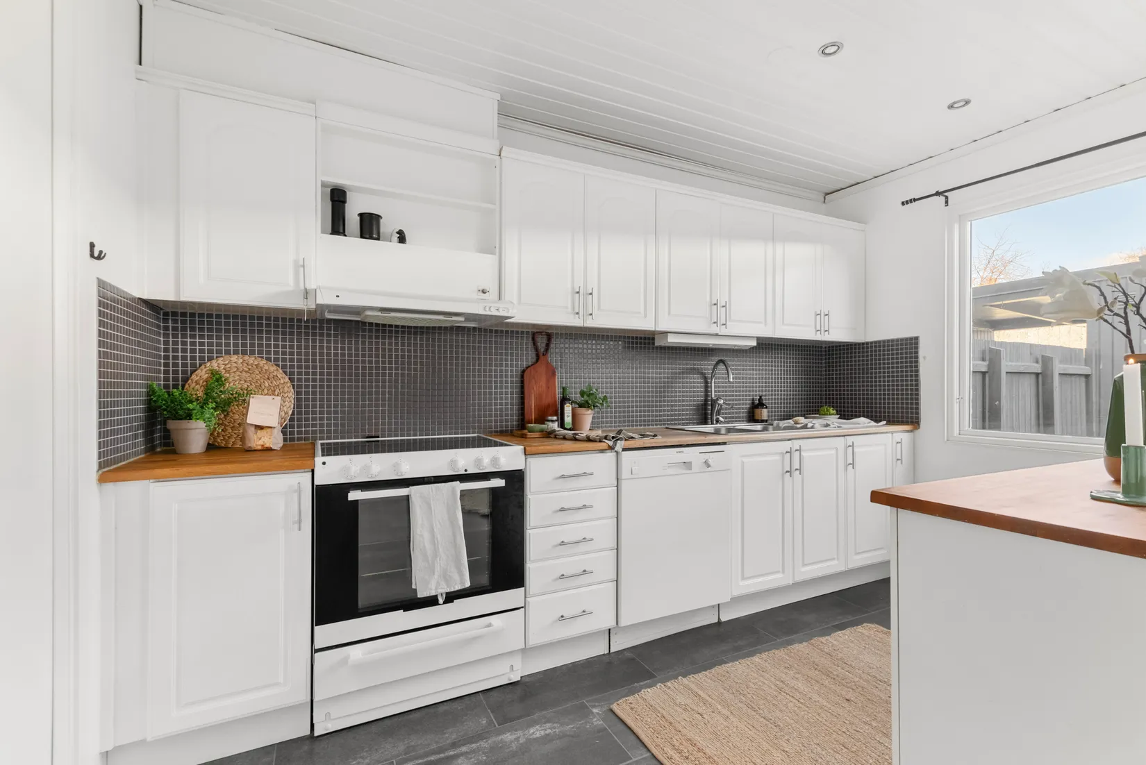 Radhus, Toppklockegränd 26, Hässelby Villastad, Stockholm