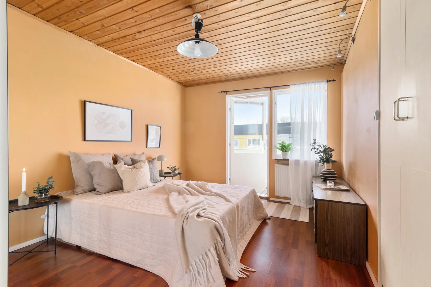 Radhus, Toppklockegränd 26, Hässelby Villastad, Stockholm