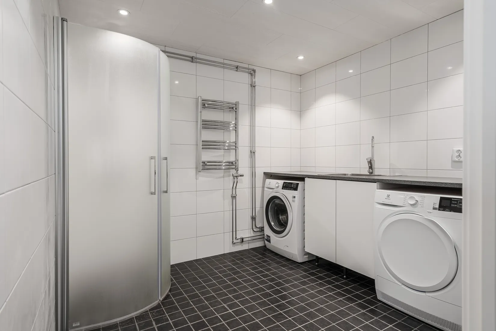 Villa, Radhus, Husarvägen 7, Viggestorp, Finspång