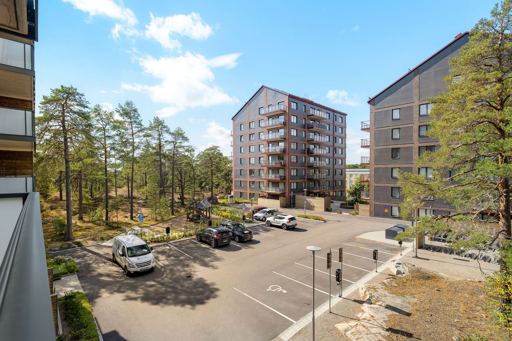 Bostadsrätt, Eriksgränd 7, 5tr, Jakobsberg, Järfälla