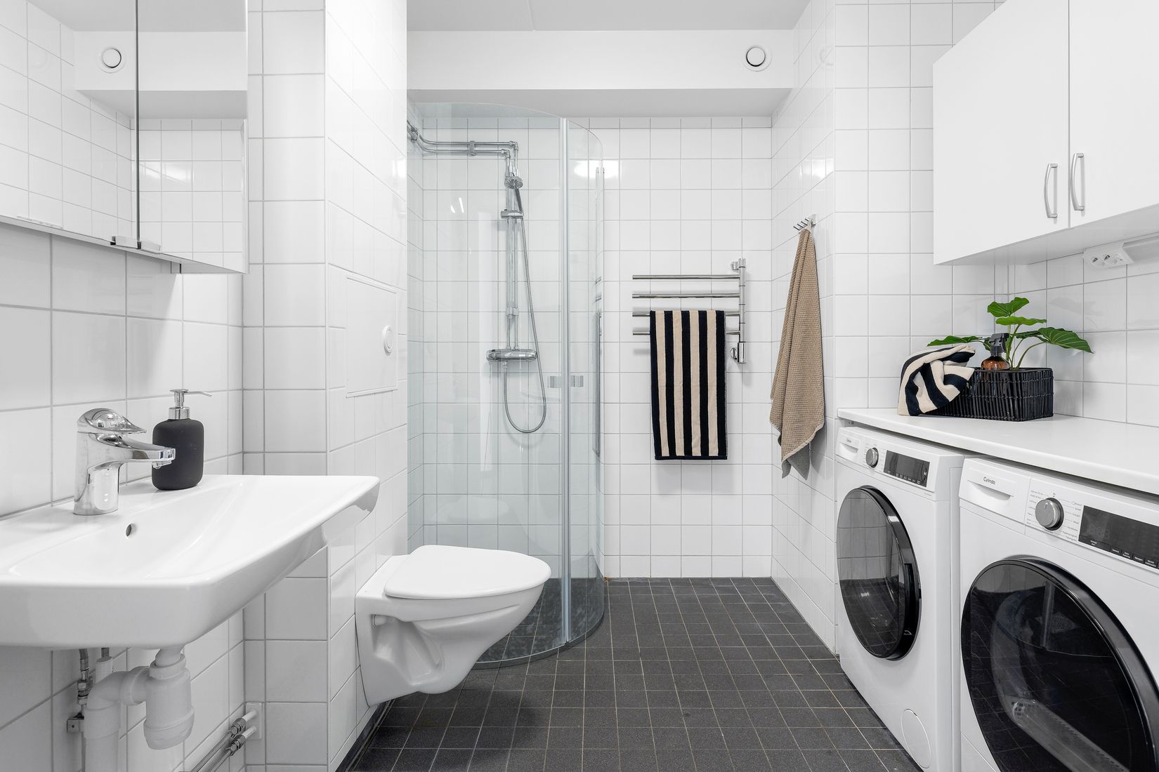 Bostadsrätt, Eriksgränd 7, 5tr, Jakobsberg, Järfälla