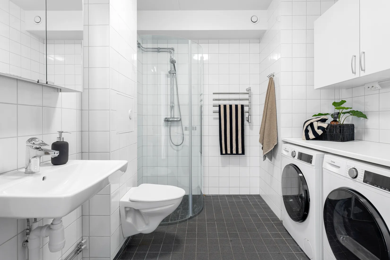 Bostadsrätt, Eriksgränd 7, 5tr, Jakobsberg, Järfälla