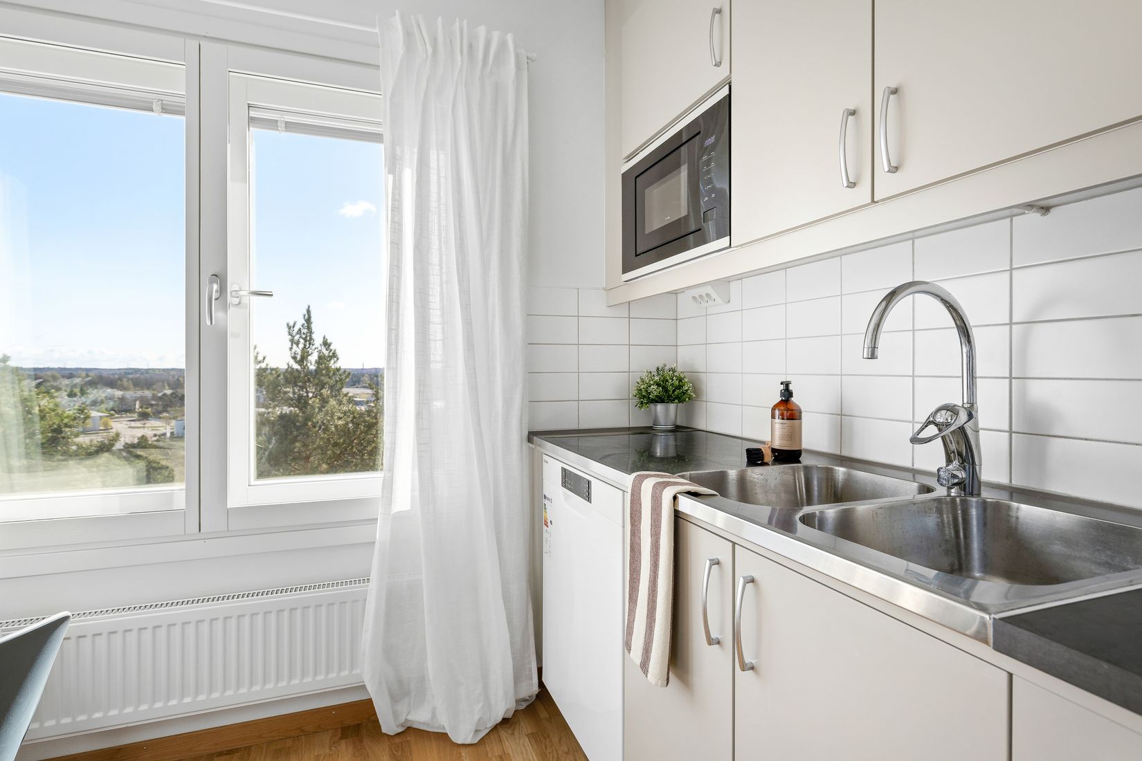 Bostadsrätt, Eriksgränd 7, 5tr, Jakobsberg, Järfälla