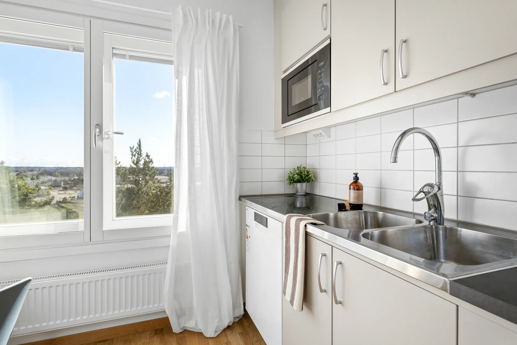 Bostadsrätt, Eriksgränd 7, 5tr, Jakobsberg, Järfälla
