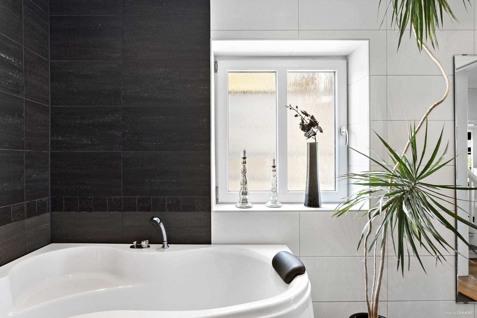 Villa, Norra Fogdelyckegatan 36, Kvarter Borås, Karlshamn