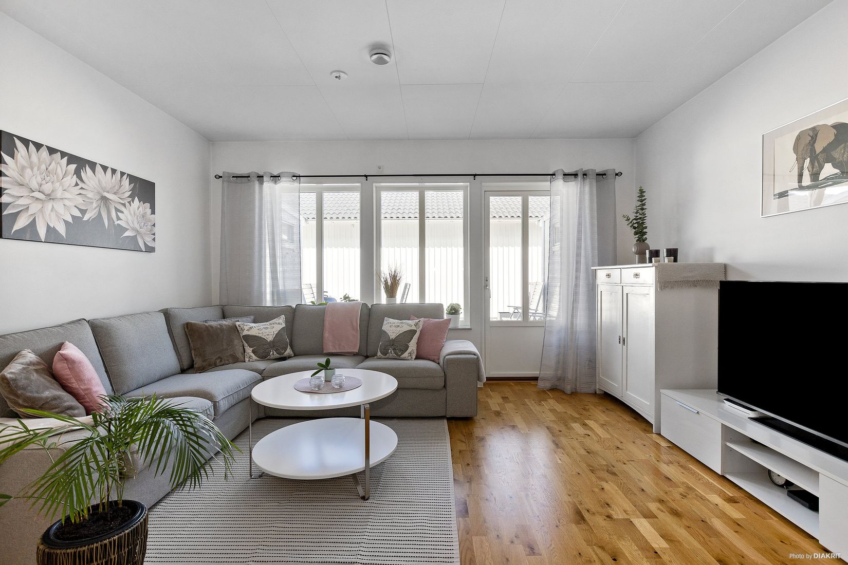 Radhus, Kiwigatan 8 B, Mellringe/Nyponlunden, Örebro