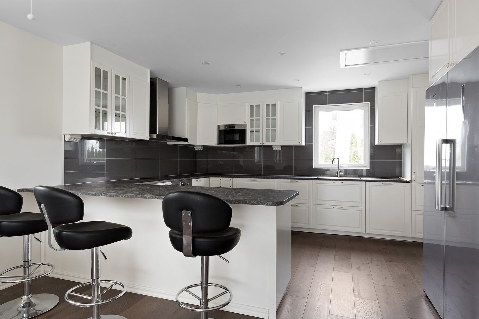 Villa, Kyrkoherdevägen 4, Barkarby, Järfälla