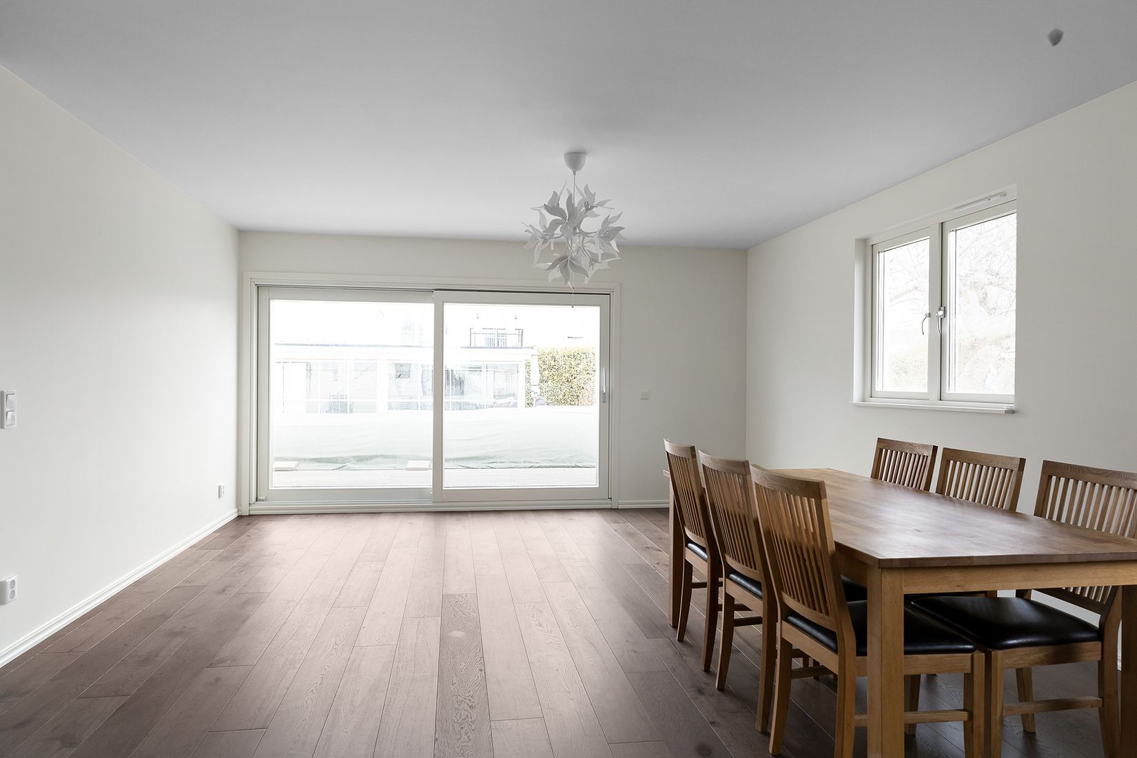 Villa, Kyrkoherdevägen 4, Barkarby, Järfälla