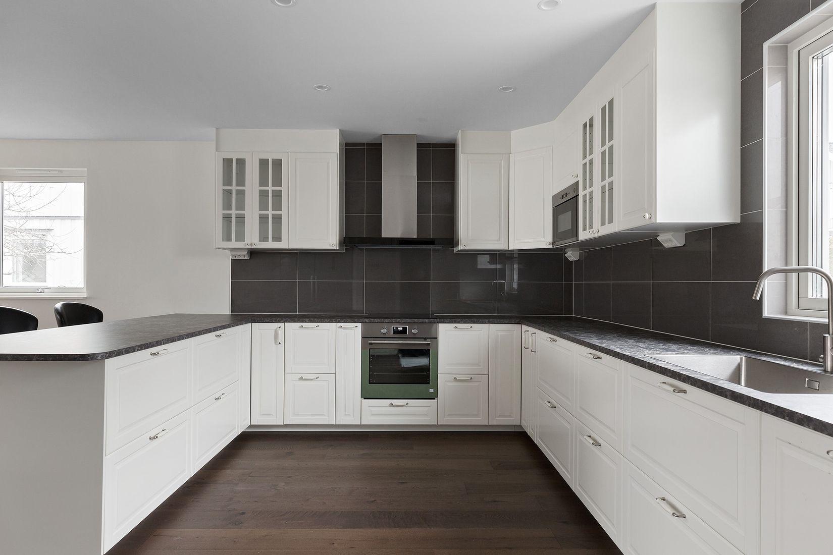 Villa, Kyrkoherdevägen 4, Barkarby, Järfälla