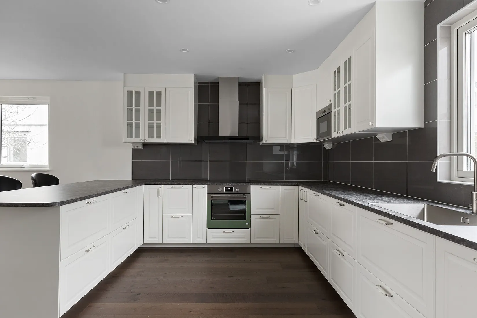 Villa, Kyrkoherdevägen 4, Barkarby, Järfälla