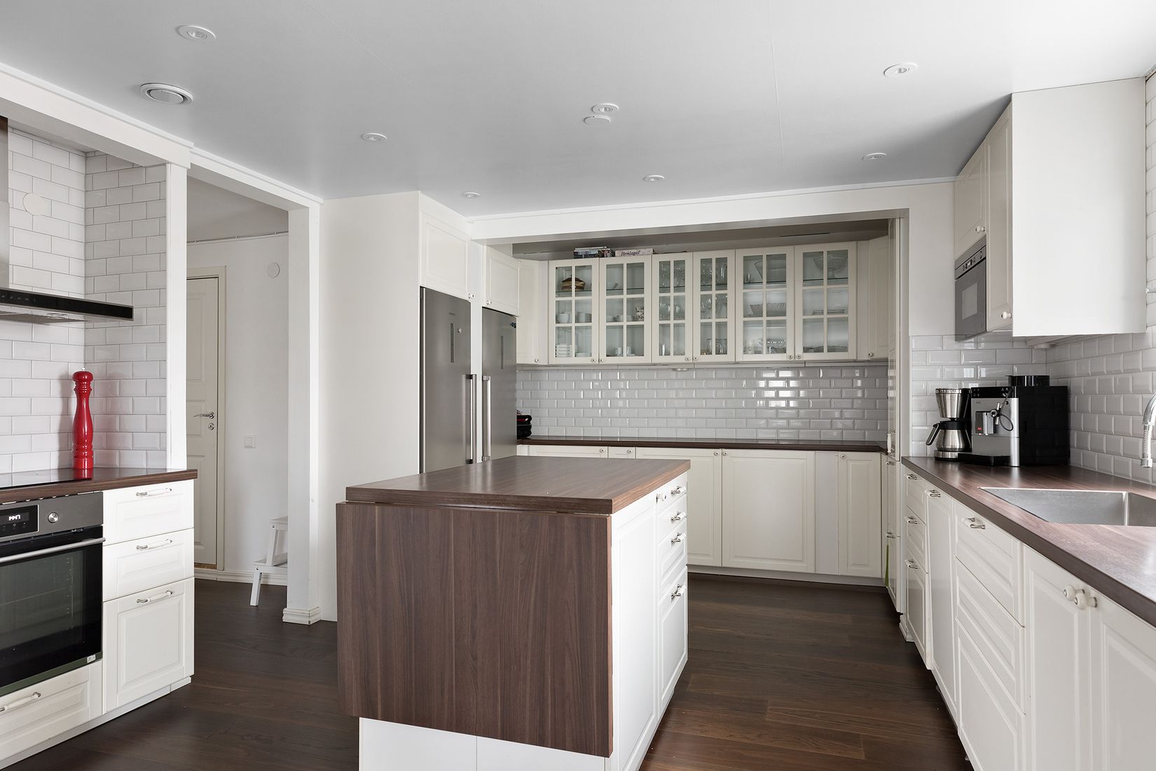 Villa, Kyrkoherdevägen 4, Barkarby, Järfälla