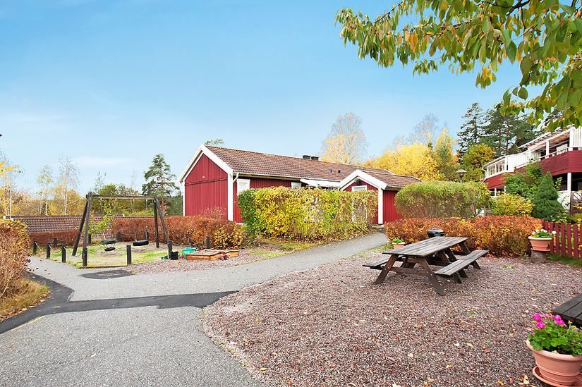 Bostadsrätt, Radhus, Söderbacksvägen 29, Munsö Söderbacken, Ekerö