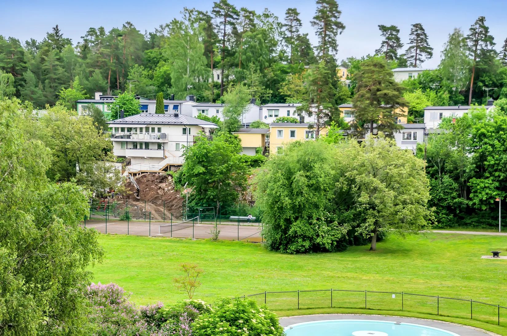 Bostadsrätt, Nytorpsvägen 46, högst upp, Norskogen Näsbypark, Täby