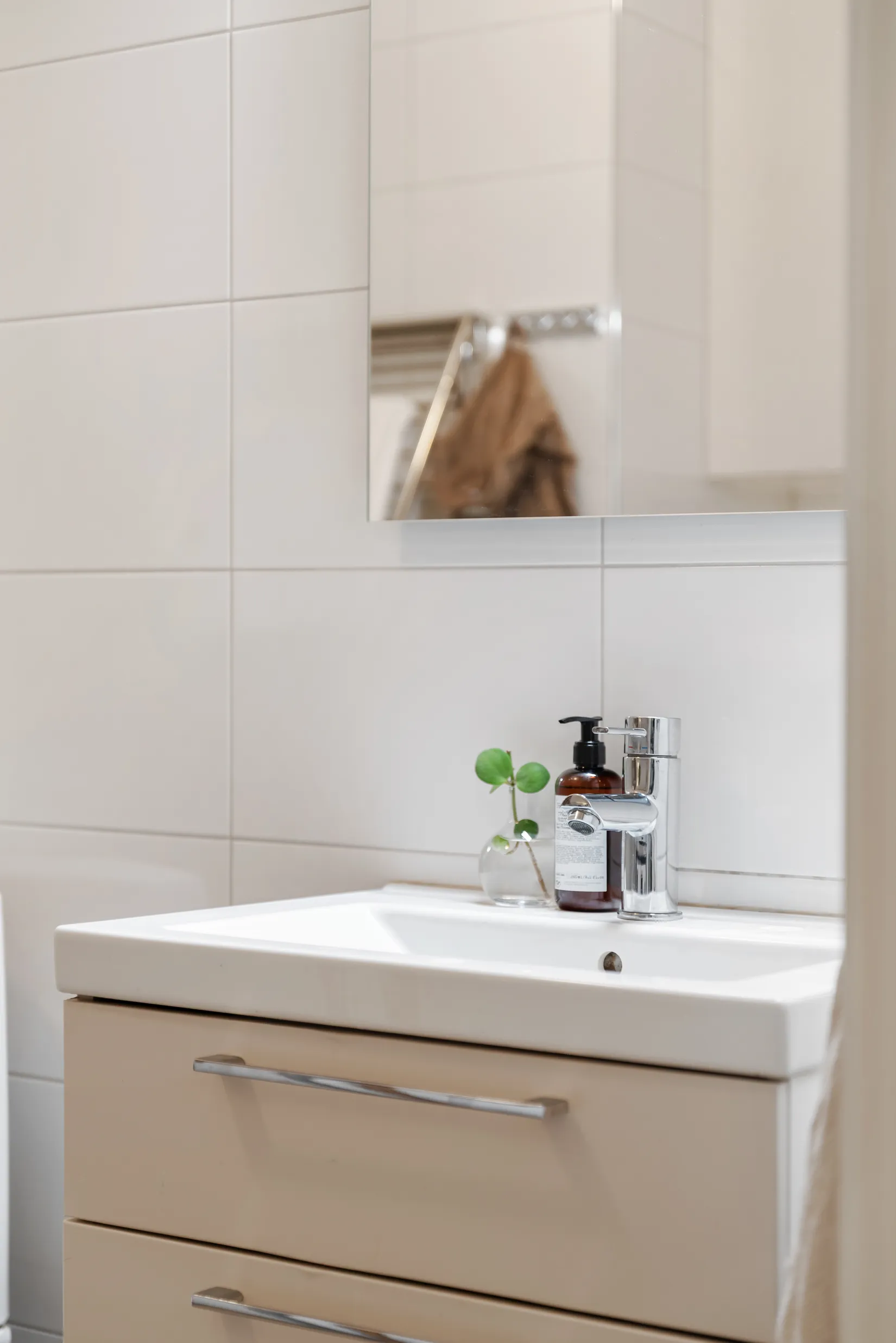 Bostadsrätt, Nytorpsvägen 46, högst upp, Norskogen Näsbypark, Täby