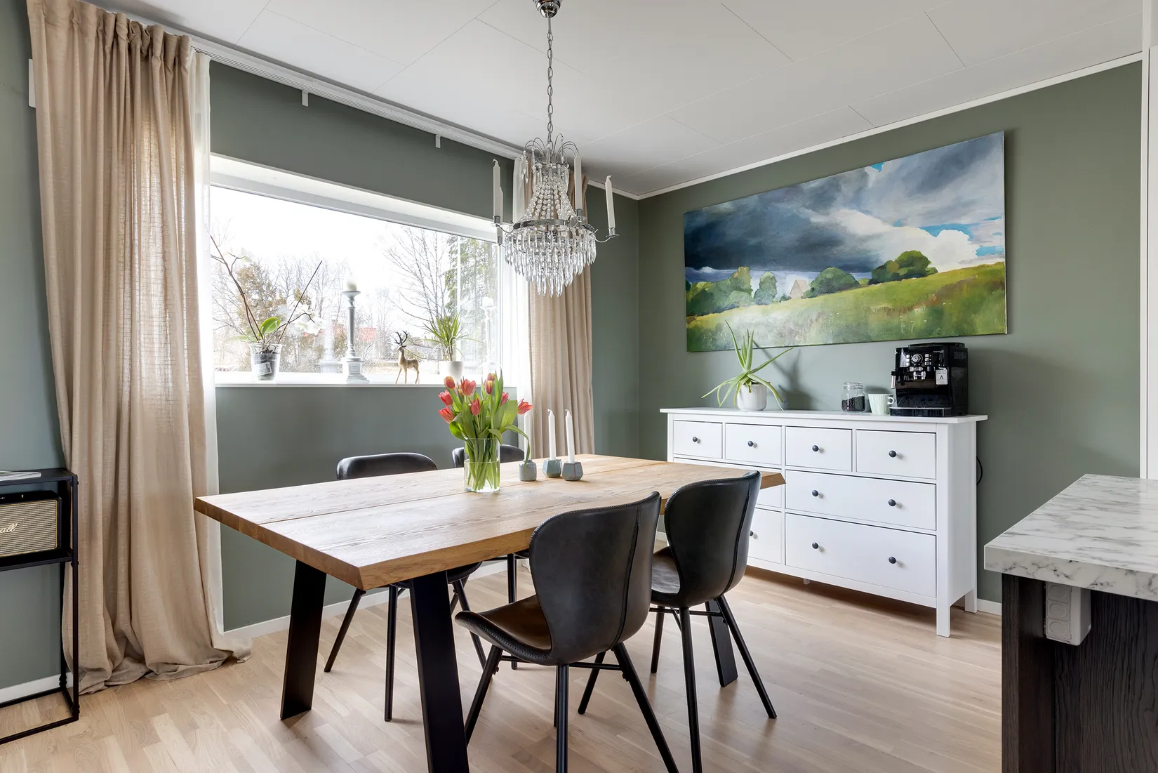 Bostadsrätt, Villa, Akademigårdsvägen 14, Harbo, Heby