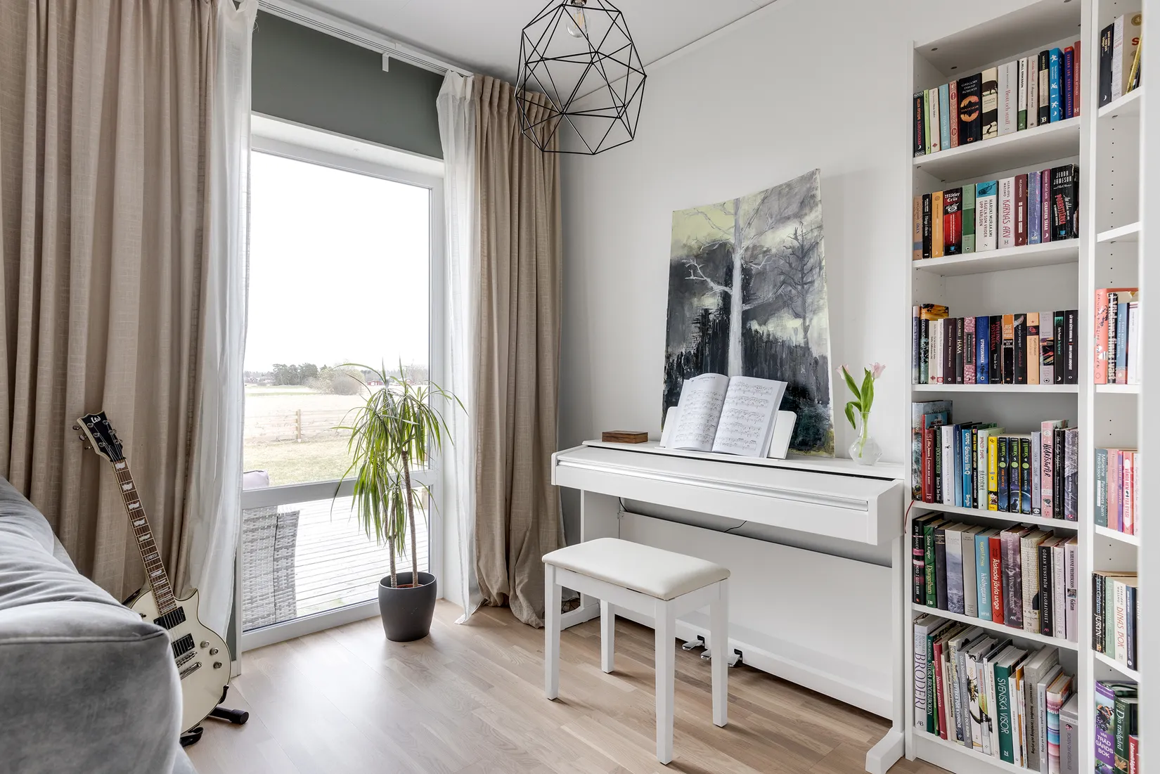 Bostadsrätt, Villa, Akademigårdsvägen 14, Harbo, Heby