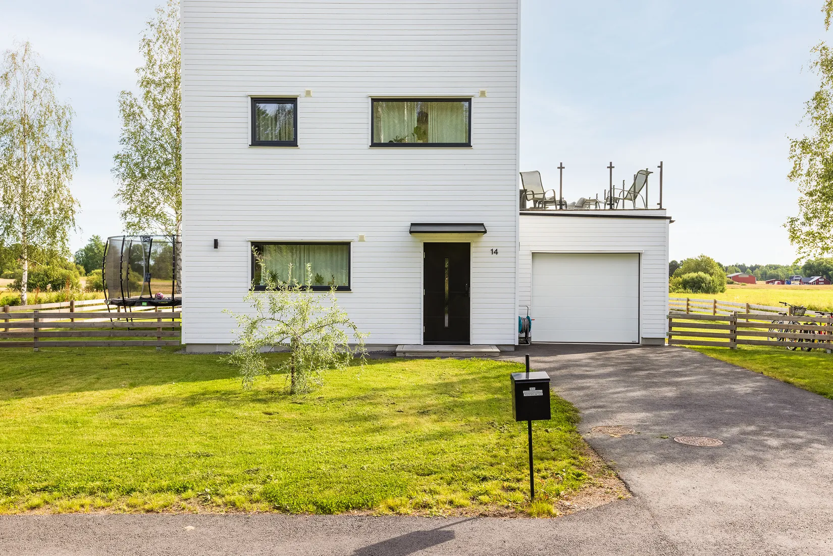 Bostadsrätt, Villa, Akademigårdsvägen 14, Harbo, Heby