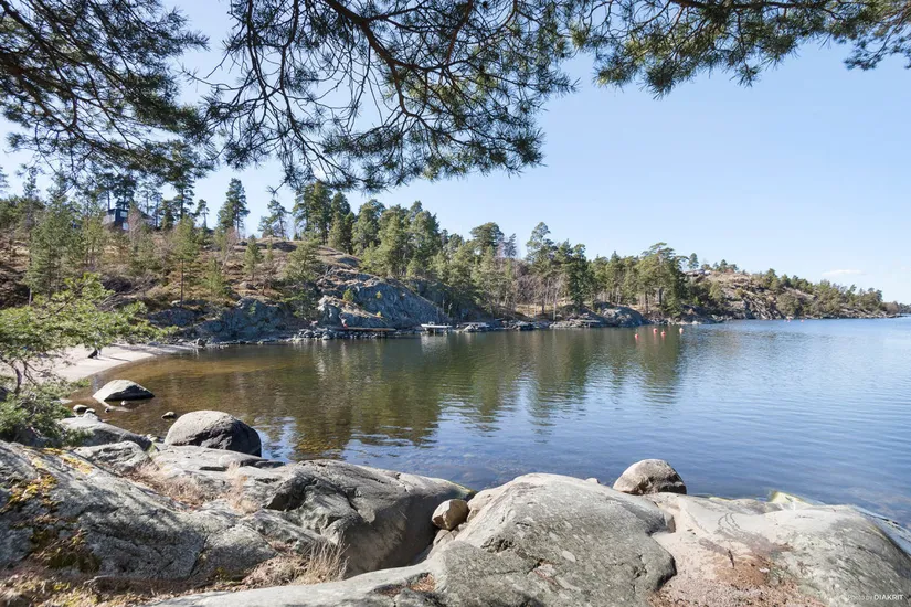Tomt, Stora Kovik 1:344 (Jerkas väg), Skeviksstrand, Värmdö