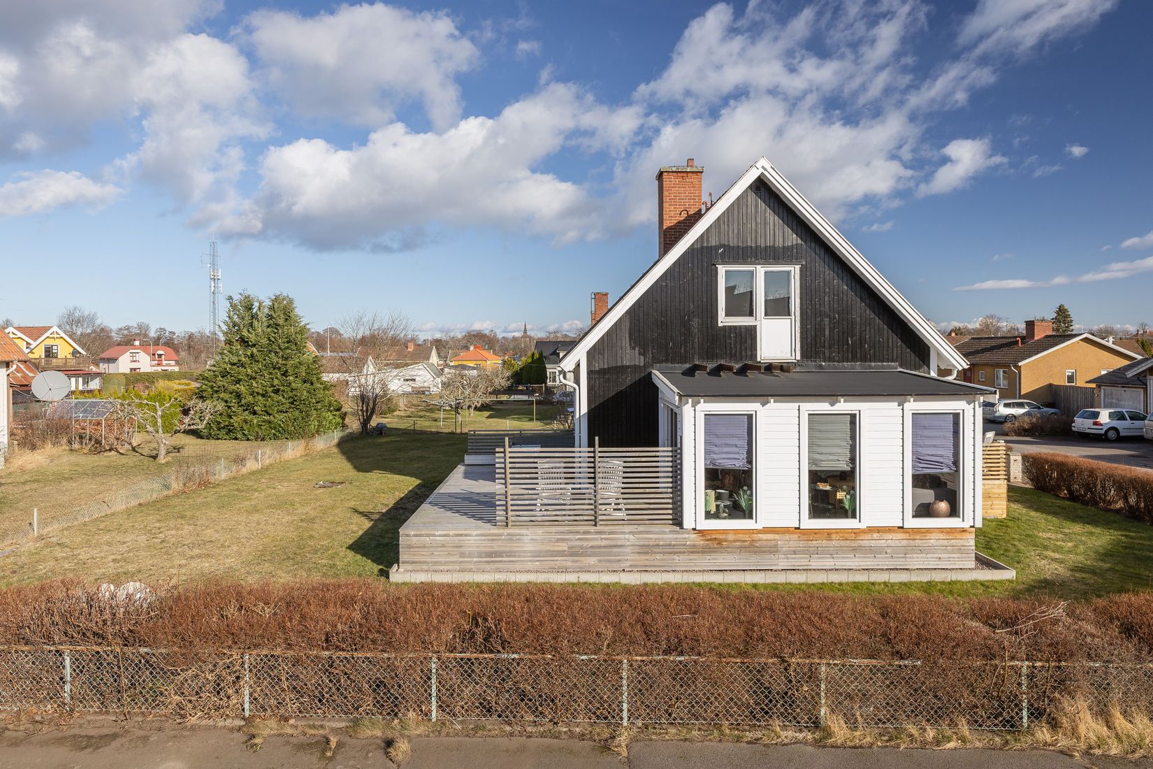 Villa, Granvägen 8, Centrum, Hjo