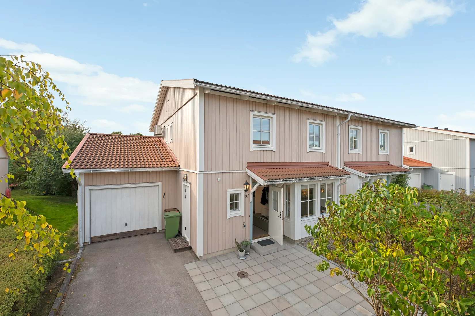 Villa, Radhus, Kälkvägen 37, Valsätra, Uppsala